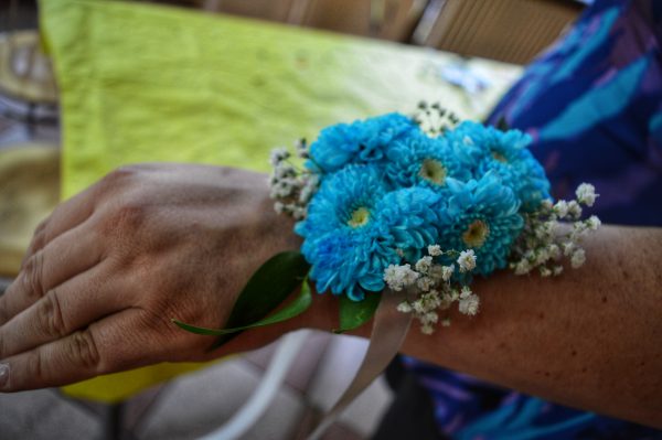 bransoletka z żywych kwiatów bransoletka z żywych kwiatów