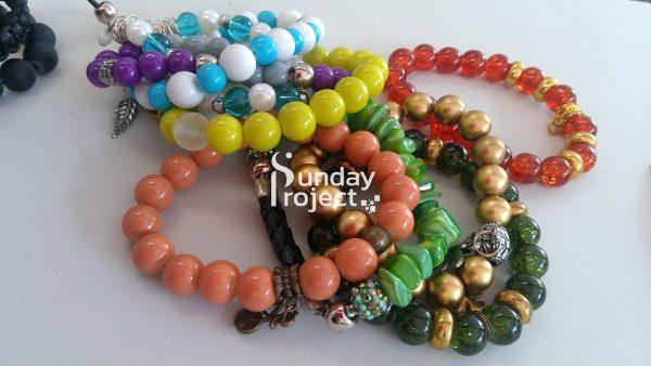 biżuteria hand made Biżuteria - bransoletki - zdjęcie do pobrania