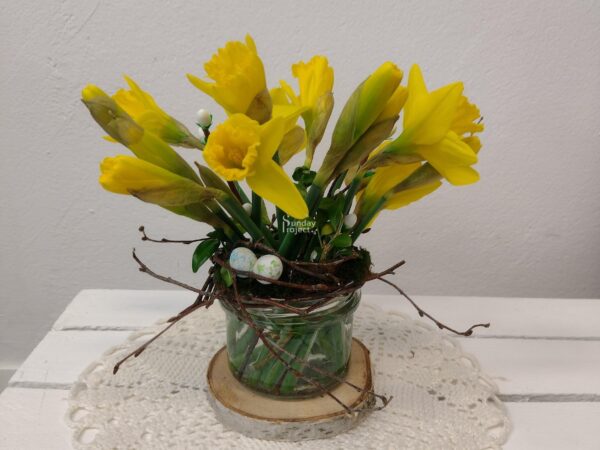 bukiet żonkili Bukiet żonkili, dekoracja wiosna, Wielkanoc, stroik - zdjęcie do pobrania