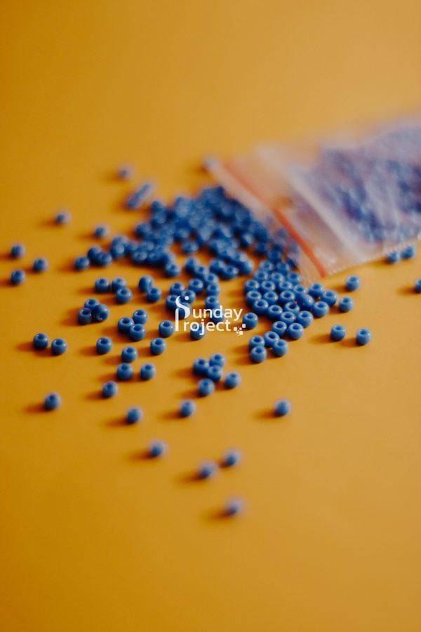 rozsypane koraliki drobne rozsypane koraliki