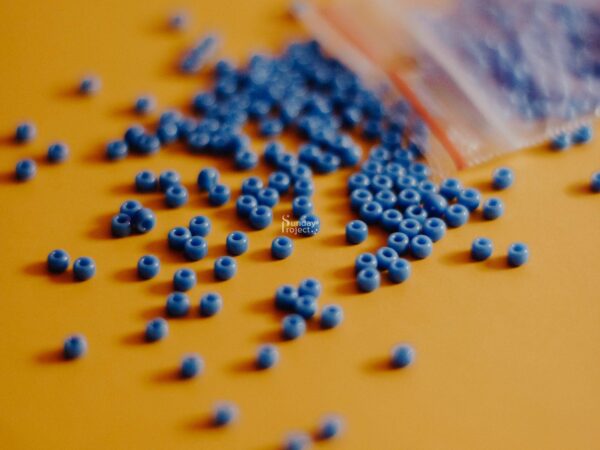 rozsypane koraliki drobne rozsypane koraliki