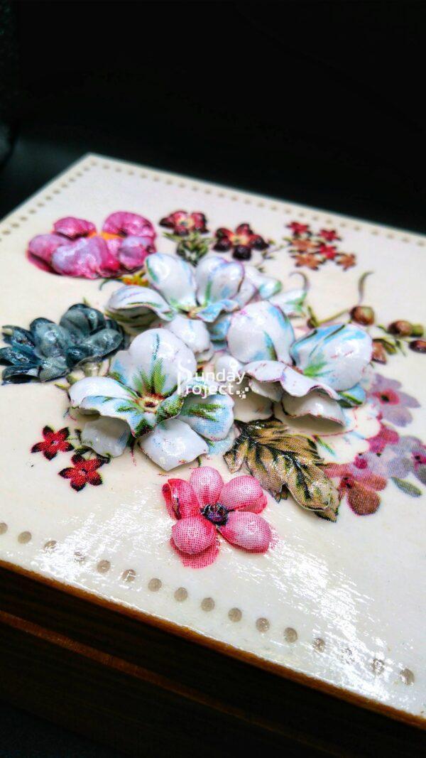 sospeso rękodzieło szkatułka