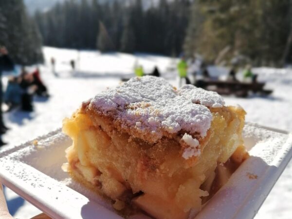 04mały szarlotka w tartrach Hotel w Tatrach, szarlotka deser