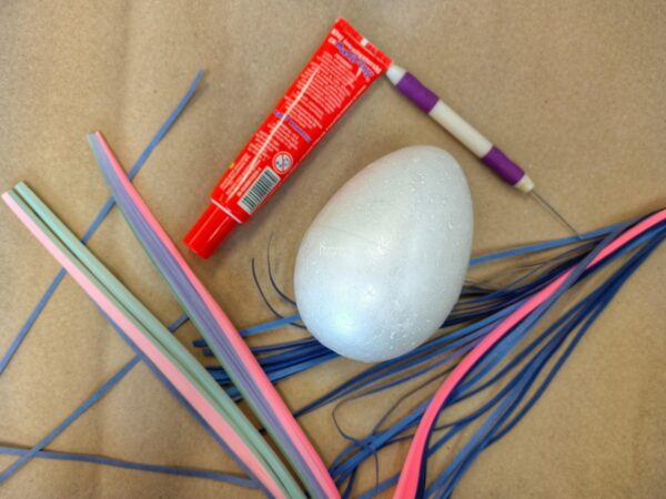 jajko Wielkanocne styropianowe quilling Jajko Wielkanocne styropianowe quilling - zdjęcie do pobrania